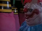 Killer Klowns From Outer Space (1988) Part 6/7
