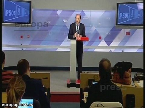 Rubalcaba valora las palabras de Sarkozy