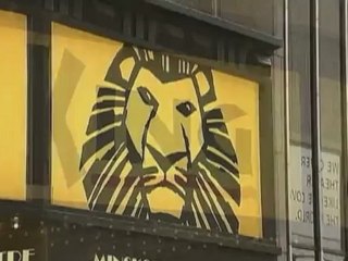 "Hunger Games" dominates for third week, Lohan faces another legal fight