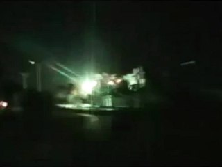 فري برس  حماة المحتلةانفجارات واطلاق رصاص في حي الاربعين 9 4 2012