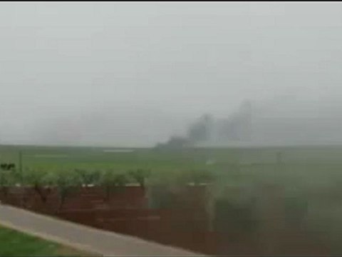 فري برس حلب تل رفعت العصابات الاسدية تقصف المدينة 9 4 2012 ج2