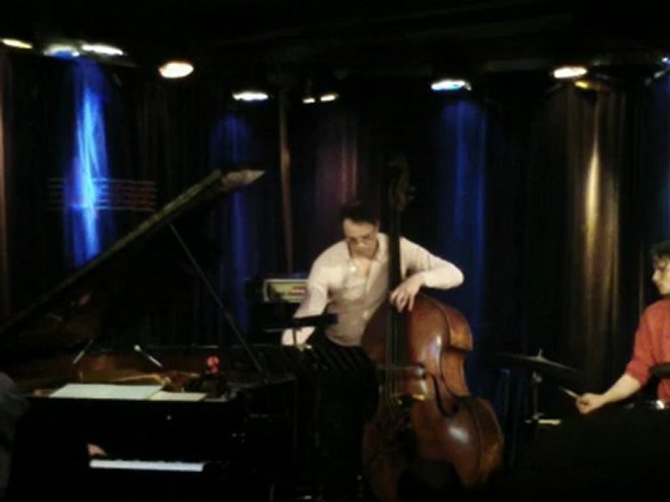 a.schmidt(p)+JAN RODER(bass)+MAX ANDRZEJEWSKI(drums)@a-trane, berlin 2012