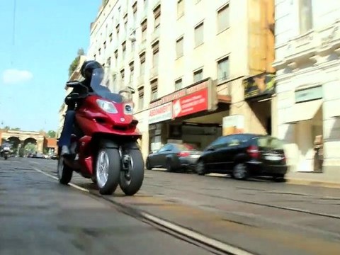 Quadro 4D , el escúter de 4 ruedas