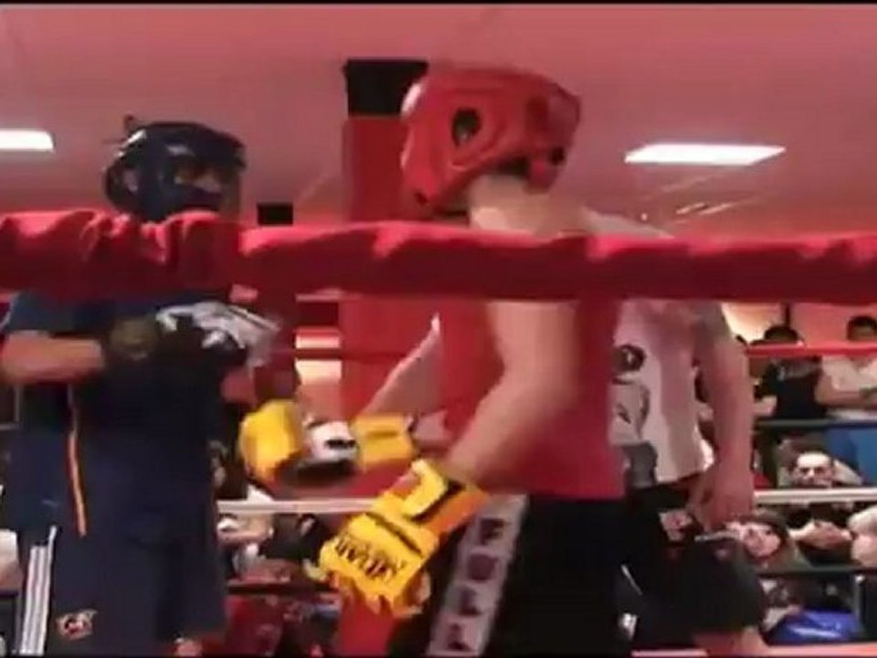 pol Verge primer combate en cornellá (sábado 31 de marzo de 2012)