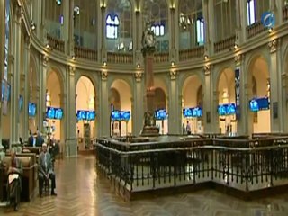 La Bolsa española se desploma a mínimos y la prima se dispara a 417 puntos