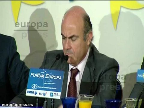 De Guindos apuesta por reformas en sanidad y educación