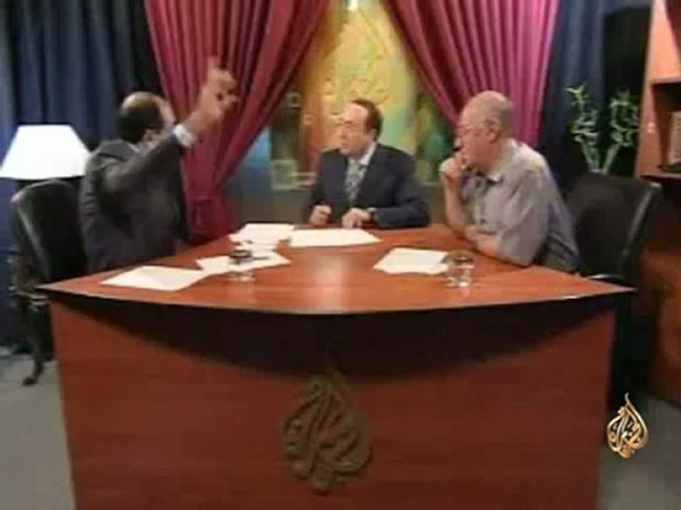 الاتجاه المعاكس- الديمقراطية