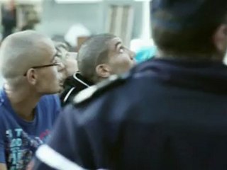 DERNIER ETAGE GAUCHE GAUCHE - Bande-annonce VF