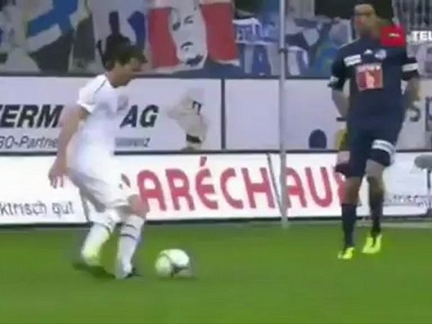 Gol acrobático de Xherdan Shaqiri