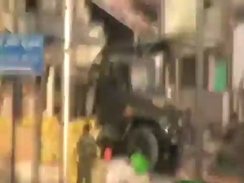 فري برس ريف حلب الاتارب بقاء الدبابات في المدينة رغم انتهاء مهلة عنان 10 4 2012