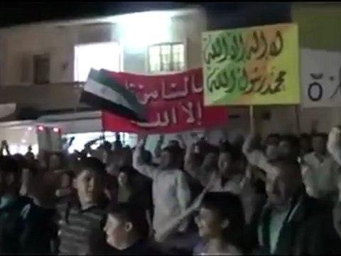 فري برس ادلب بنش مسائية الشعب يريد نصرك يالله 9 4 2012 جـ1