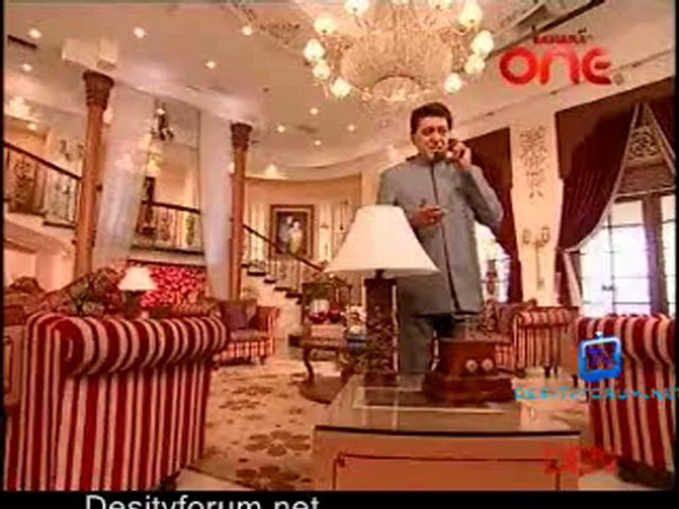 Jhilmil Sitaron Ka Aangan Hoga - 10th April 2012 pt2