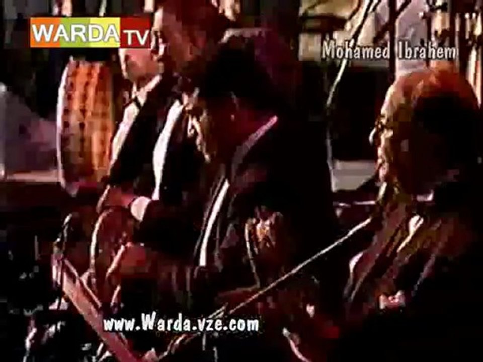 وردة " أكدب عليك " من حفل بعلبك 2005
