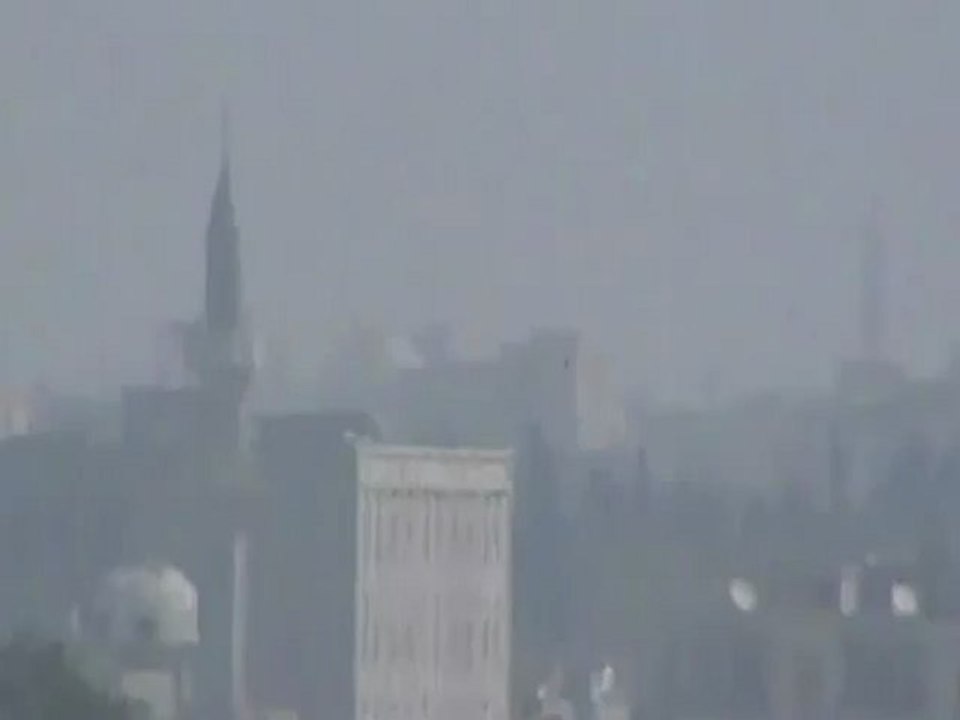 فري برس حمص قصف عنيف على كافة احياء حمص 10 4 2012 ج6