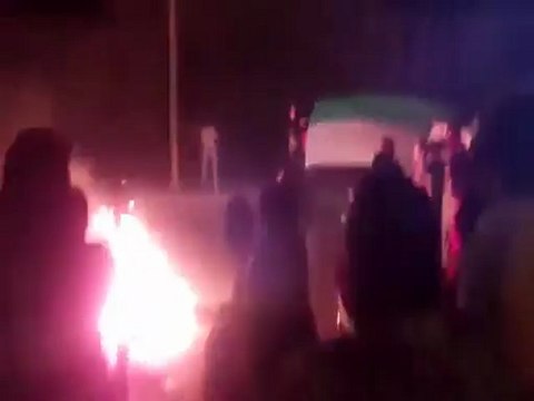 شباب ثورة حلب اا احرار طريق الباب مظاهرة مسائي على طريق مطار حلب الدولي الثلاثاء 10 4 2012