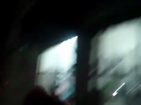 شباب ثورة حلب اا احرار طريق الباب مظاهرة مسائي على طريق مطار حلب الدولي الثلاثاء 10 4 2012 شجاعة احفاد عمر الفاروق