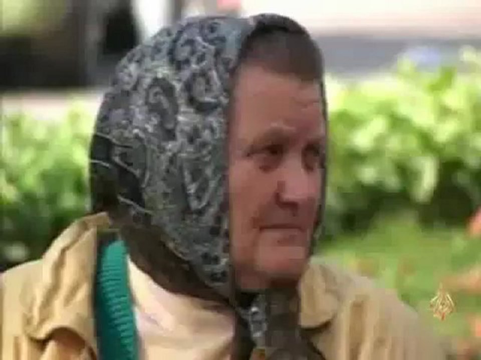 الأوكرانيون يدلون اليوم بأصواتهم في انتخابات برلمانية مبكرة