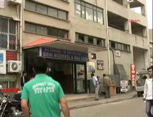 Eski Ortağını Bıçaklayarak Öldürdü