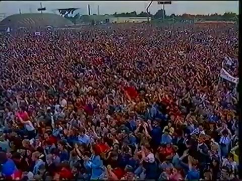 Springsteen - Chimes of freedom - East Berlin 1988