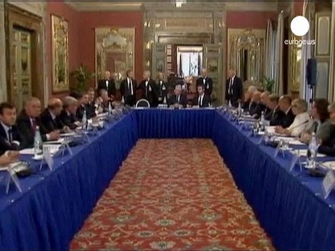 Italy goes for growth over austerity