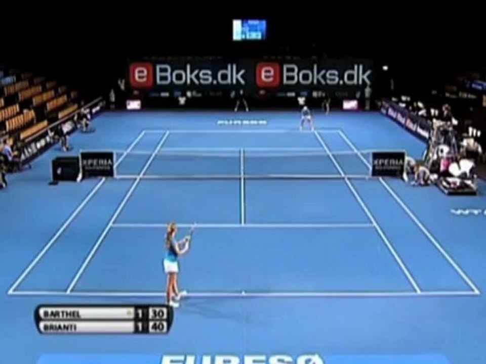 Wta kopenhagen: barthel siegt weiter