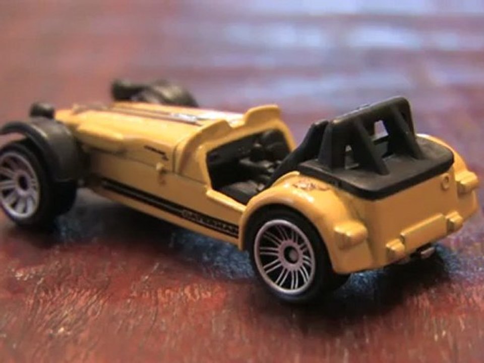 CATERHAM R500 SUPERLIGHT Matchbox review by CGR Garage