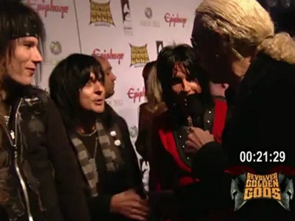 Slash + Steven Adler interview - Revolver Golden Gods Awards 2012