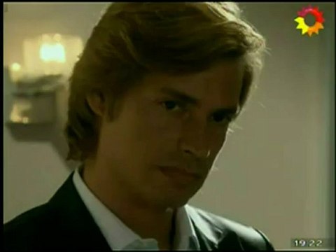 Marco Antonio Caponi en Los Unicos (Capitulo 32)