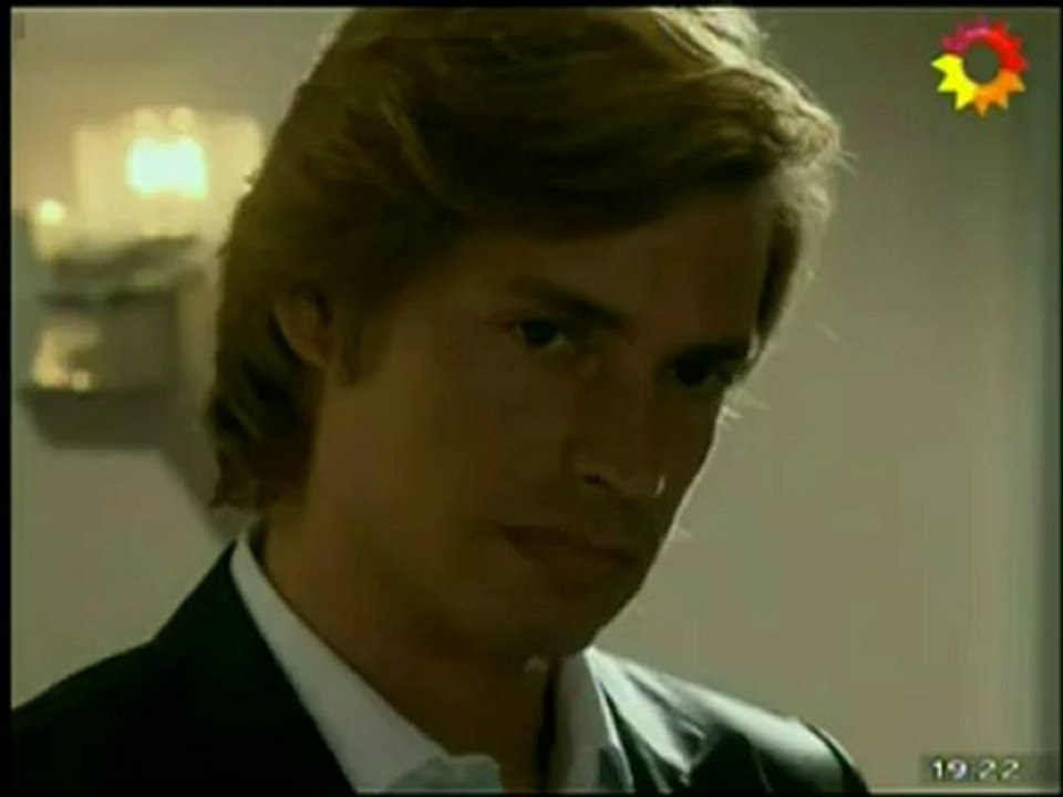 Marco Antonio Caponi en Los Unicos (Capitulo 32)