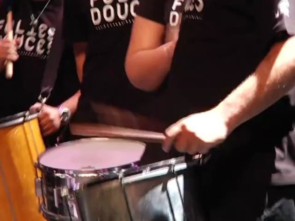 BATUC 2 - Percussions Brésiliennes - Folies Douces 2011
