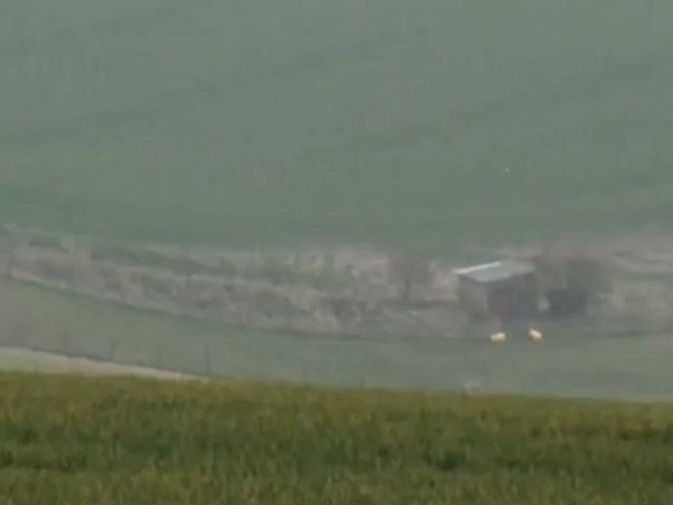 UFO,orb. Wiltshire. UK. 30.03.2012