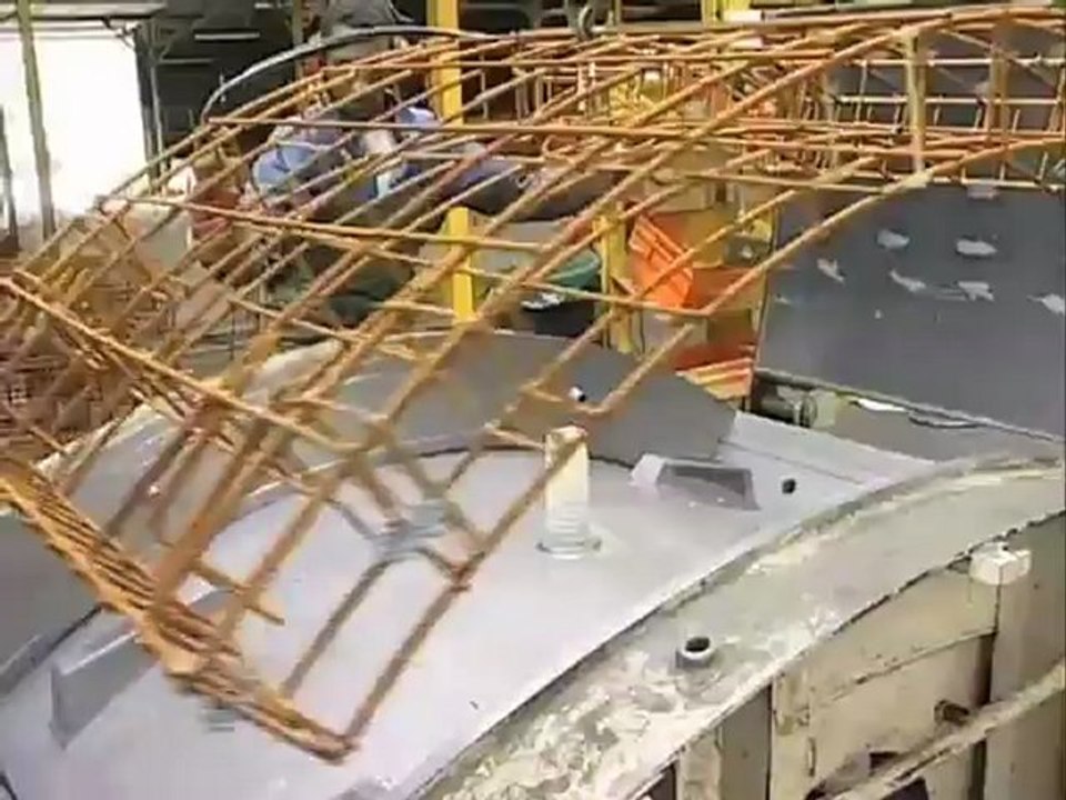 Une souris au pays des taupes ou Liaison Auteuil -Saint-Cloud. Lot 1 : le bouclier Marie-Chantal