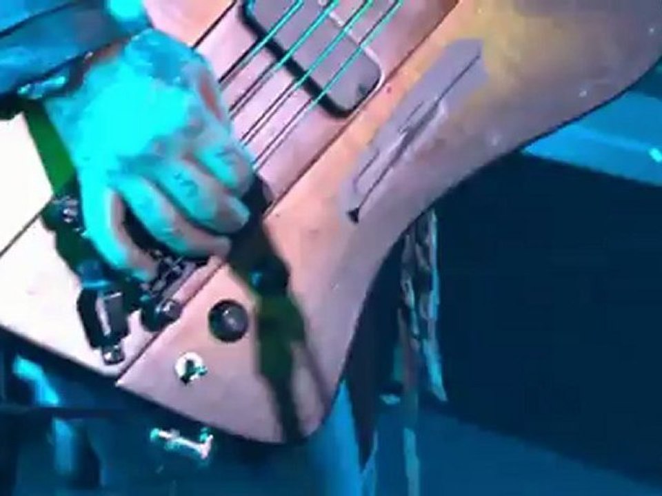 SIXX AM - "Are You With Me" (Live Golden Gods Awards 2012)