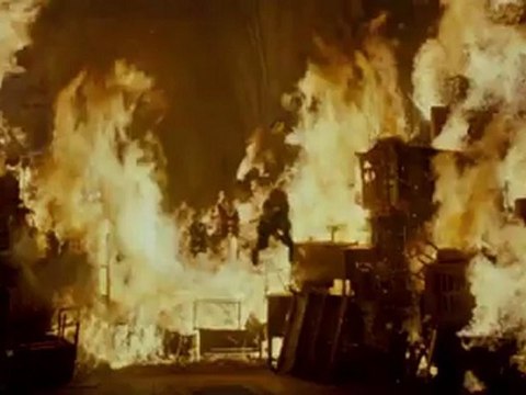 HARRY POTTER ET LES RELIQUES II EN 3D - Bande-annonce2 VO