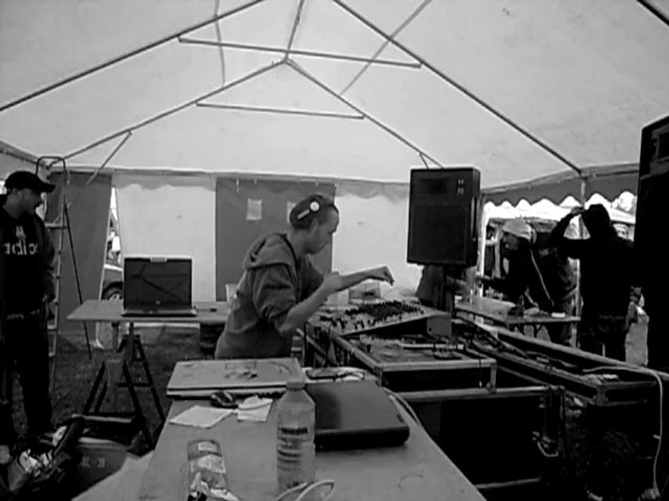 Dj Psymon Radikal