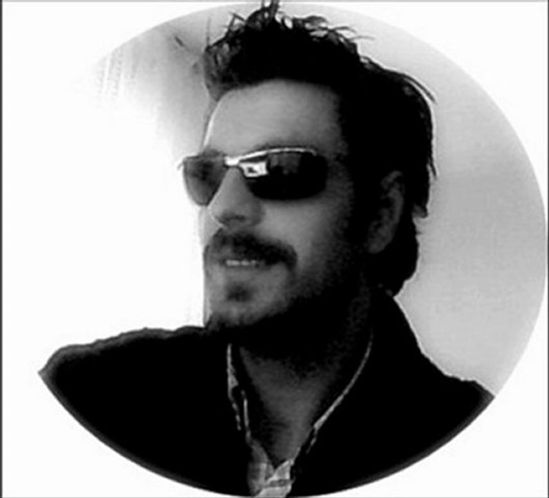 DJERDİNÇ SOLO POR-ESTA-CAMİNO (NONSTOP HOUSE MİX 2012)