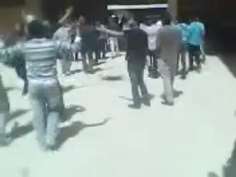 فري برس الرقة مظاهرات كلية الهندسة المدنية 11 4 2012 Reqqa