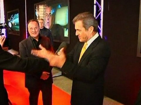 Mel Gibson hates Jews according to Joe Eszterhas