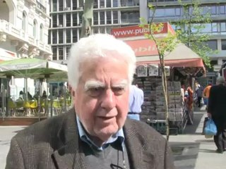 Greece heads for May 6 vote as PM steps down