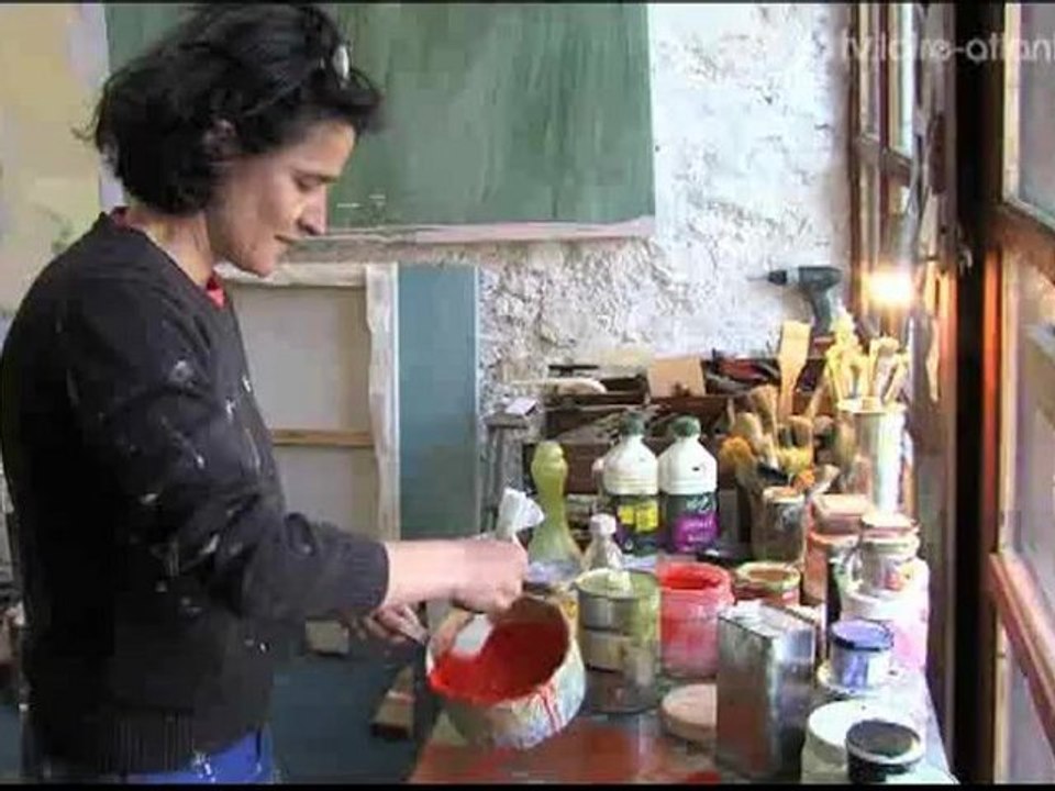 Laure Carré artiste peintre nantaise : la folle joie du grand format