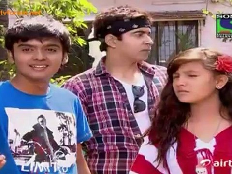 Parvarish Kuch Khatti Kuch Meethi - 12th April 2012 Video Pt2