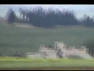 فري برس حماة المحتلة كرناز الحواجز العسكرية على الطرقات   12 4 2012ج1 Hama