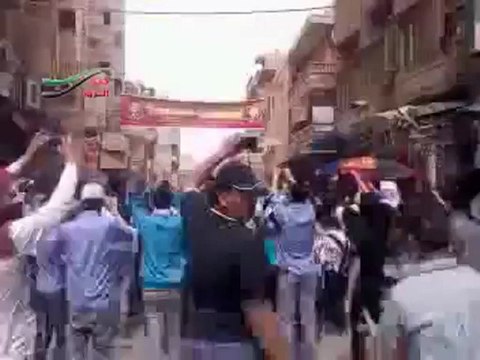 فري برس دير الزور مظاهرة صباحية احرار دير الزور شارع حسن الطه 12 4 2012 ج1 DeerALzoor