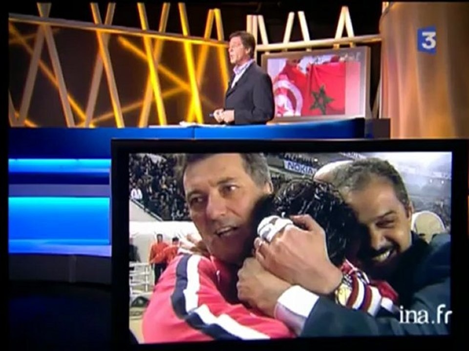 Reportage à Tunis avant la finale de la Coupe d'Afrique 2004 | reportage France 3