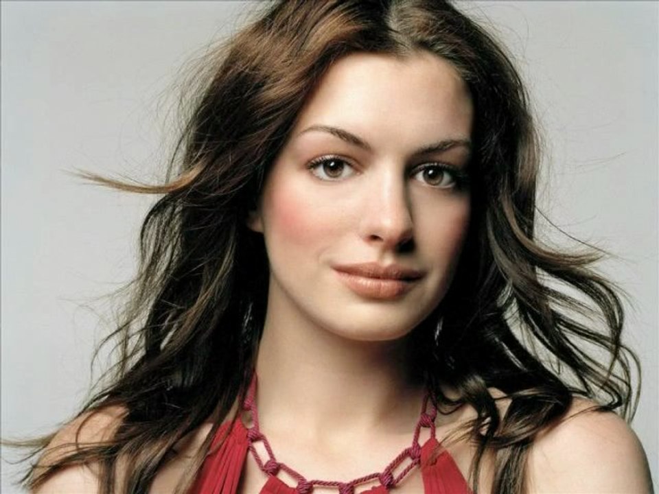 Anne Hathaway's Physical Transformation For 'The Dark Knight Rises' - Hollywood Style