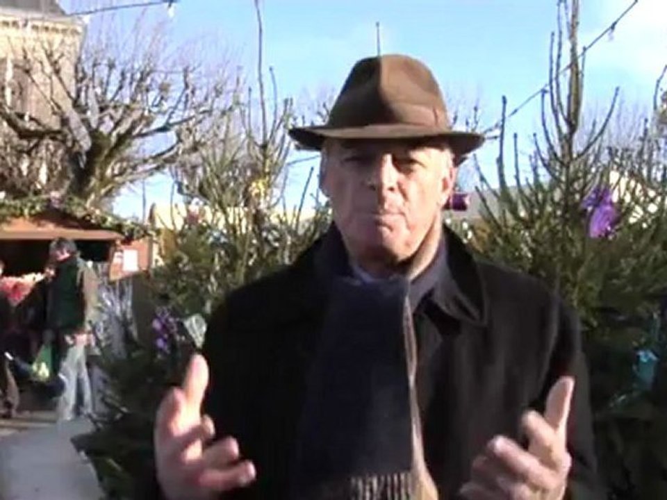 Le maire de St-Jean-d'Angely présente voeux municipalité.