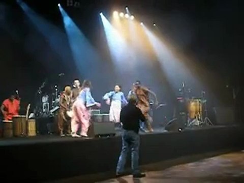 Spectacle de Danse Africaine ( FAAMA Percussions ) avec Oumar Ouattara , Issouf Touré ,