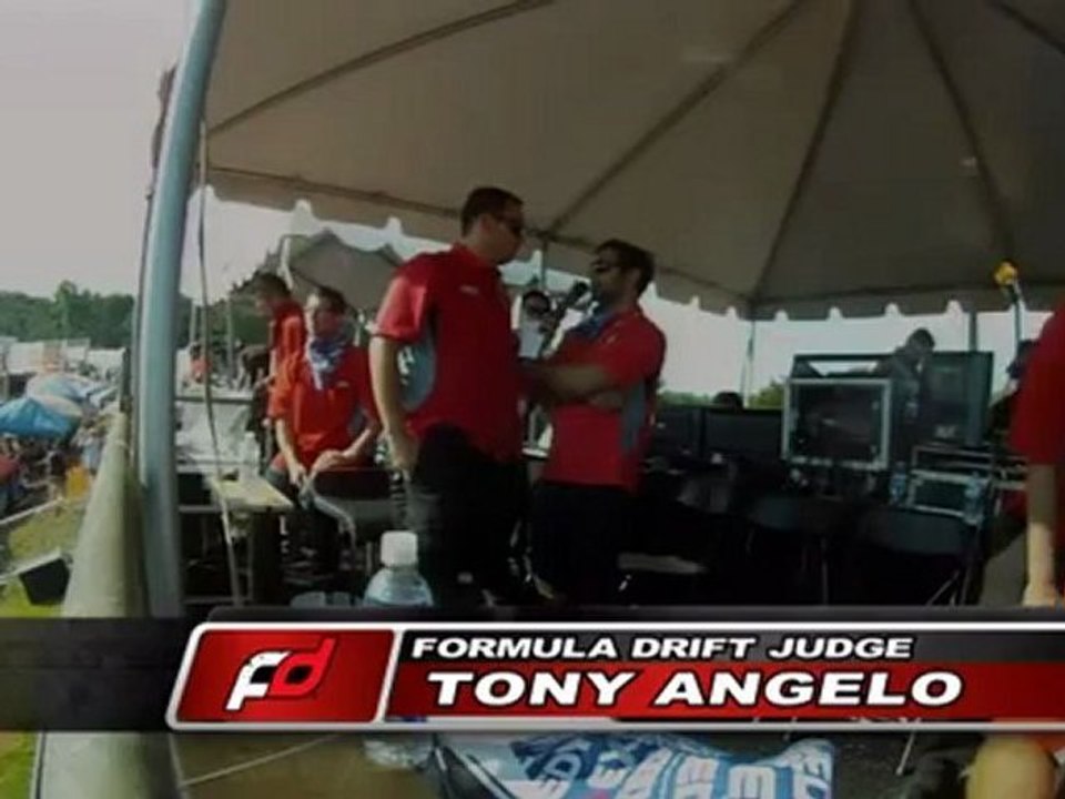 MICHAEL ESSA vs PATRICK MORDAUNT at Round 2 Road Atlanta 2011 Top 32