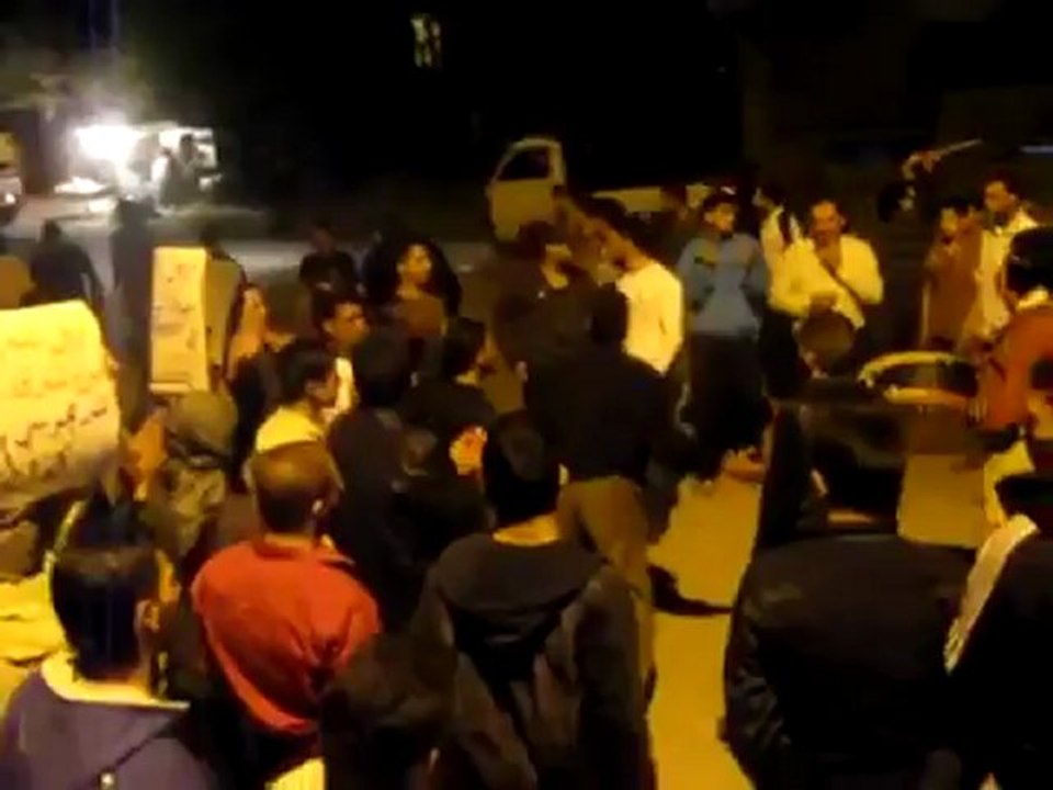 فري برس ريف دمشق مظاهرة مسائية لأحرار كفربطنا ياحمص حنا معاكم للموت 12 4 2012 Damascus