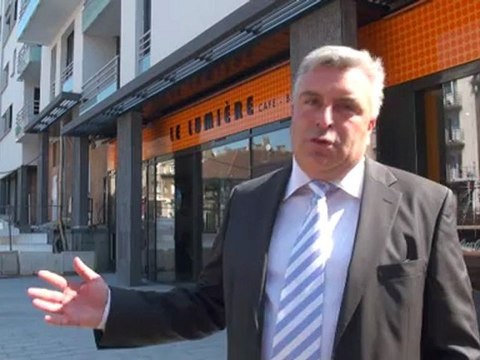 Casino confirme mes propos, le groupe s'implante place Lumière. 3 millions d investissement et 30 emplois.